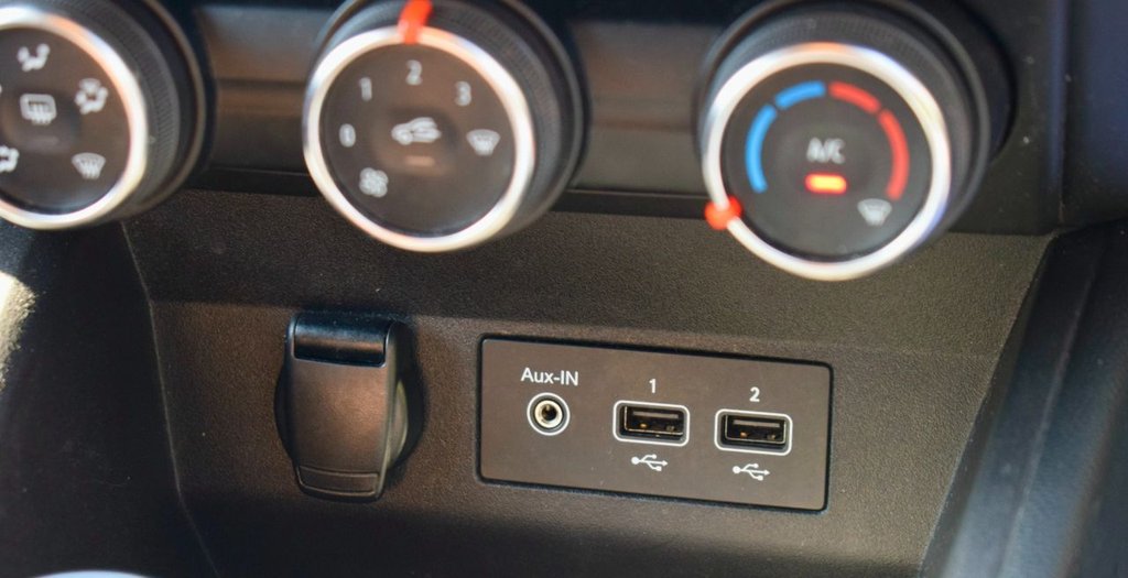 Used Renault Clio 2020 for sale - 76202143: Photo 37