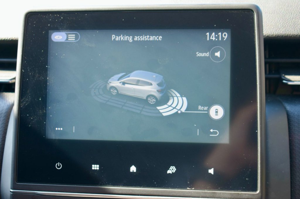 Used Renault Clio 2020 for sale - 76202143: Photo 45