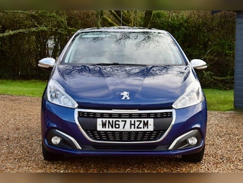 Used Peugeot 208 2017 for sale - 77383968: Photo