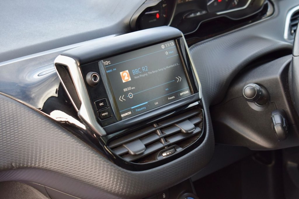 Used Peugeot 208 2017 for sale - 77383968: Photo 32