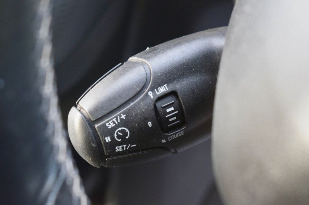 Used Peugeot 208 2017 for sale - 77383968: Photo 49