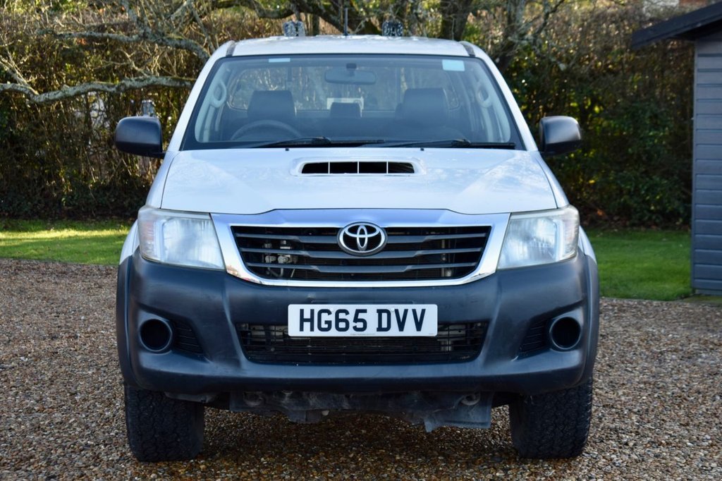 Used Toyota Hilux 2016 for sale - 77089346: Photo 2