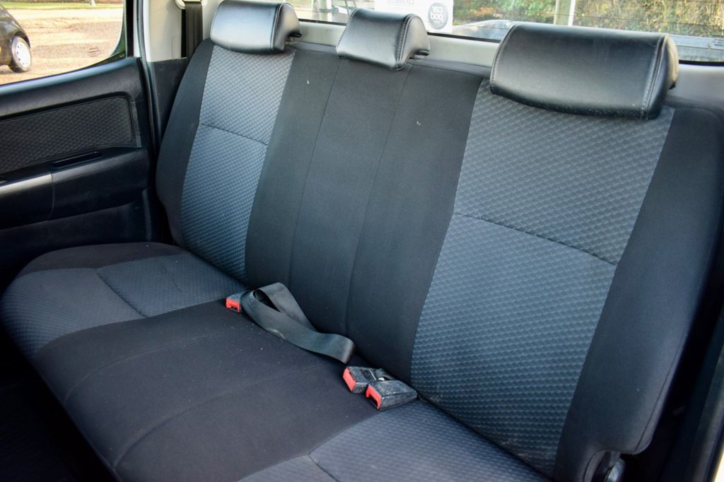 Used Toyota Hilux 2016 for sale - 77089346: Photo 32