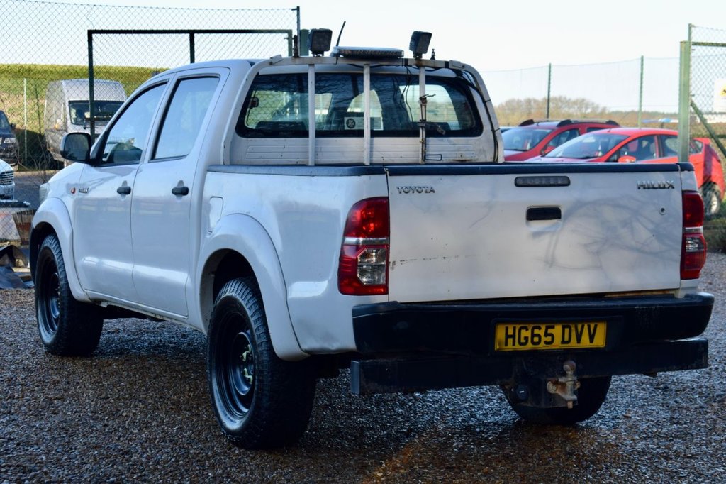 Used Toyota Hilux 2016 for sale - 77089346: Photo 9