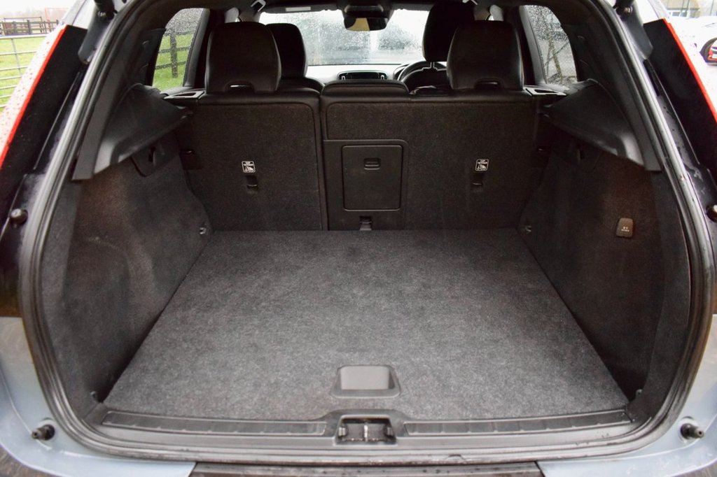 Used Volvo XC40 2021 for sale - 77288335: Photo 12