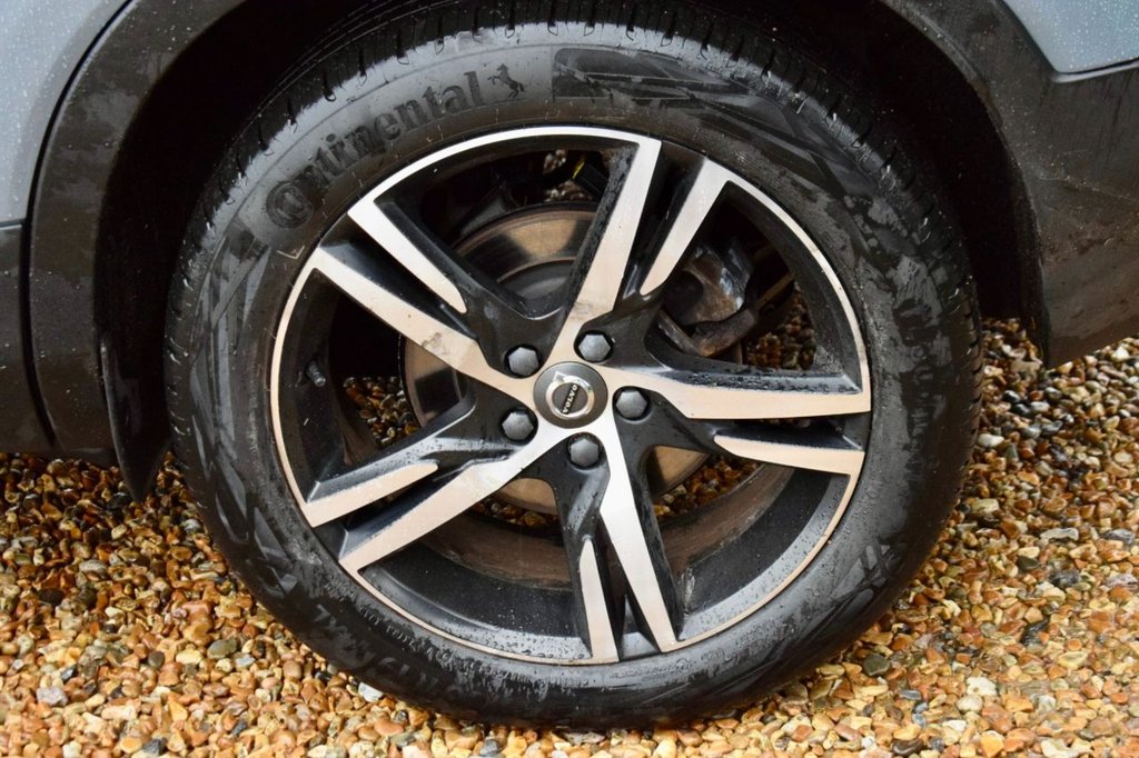 Used Volvo XC40 2021 for sale - 77288335: Photo 21