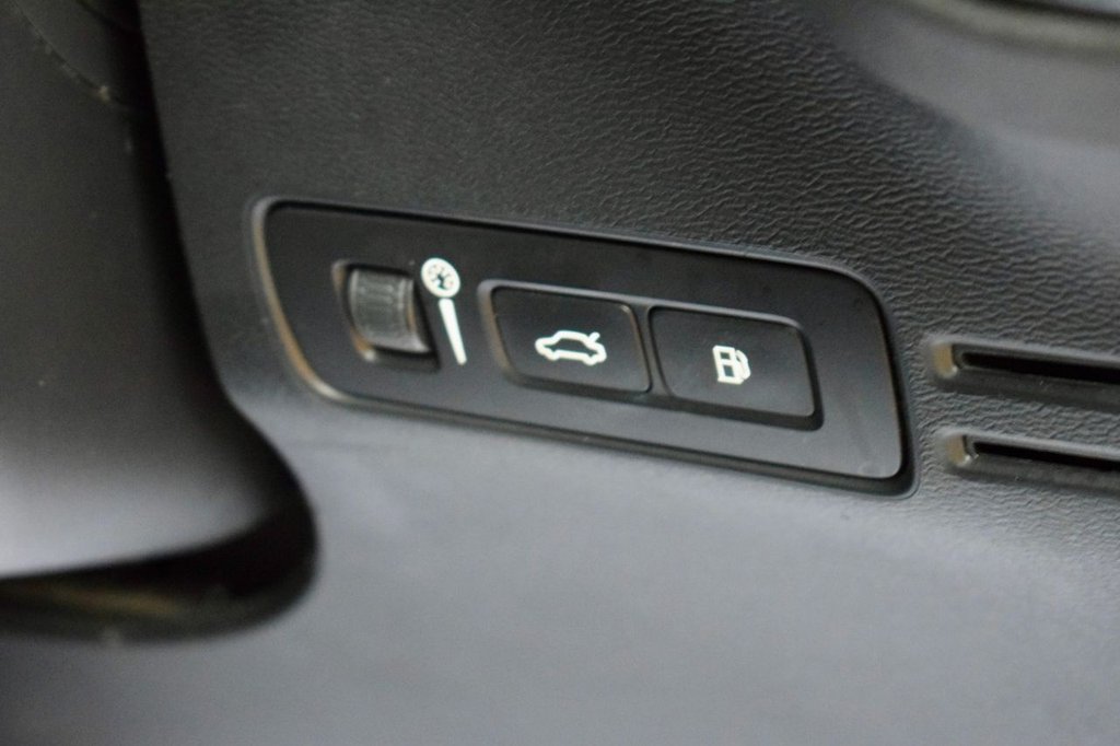 Used Volvo XC40 2021 for sale - 77288335: Photo 25