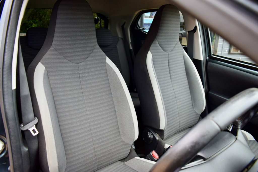 Used Toyota AYGO 2018 for sale - 77014559: Photo 28