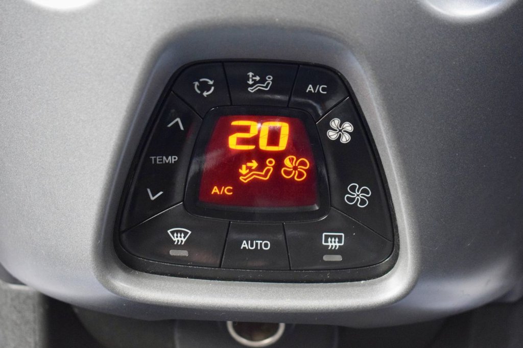 Used Toyota AYGO 2018 for sale - 77014559: Photo 40