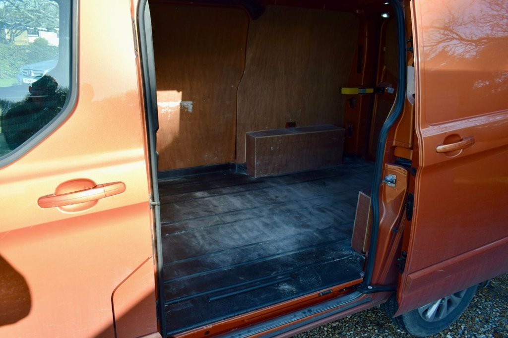 Used Ford Transit Custom 2018 for sale - 76610328: Photo 10