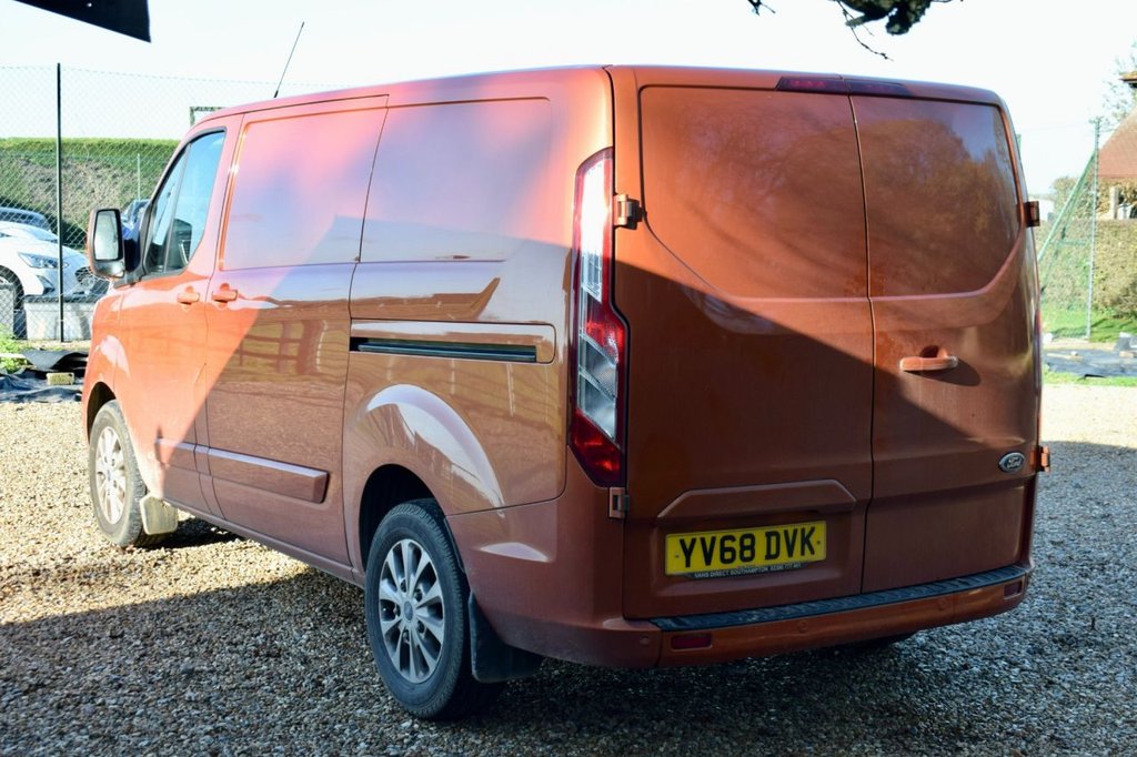 Used Ford Transit Custom 2018 for sale - 76610328: Photo 11