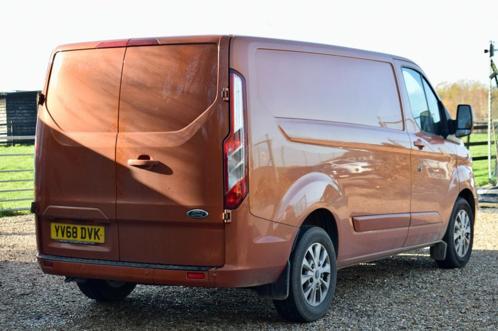 Used Ford Transit Custom 2018 for sale - 76610328: Photo 16