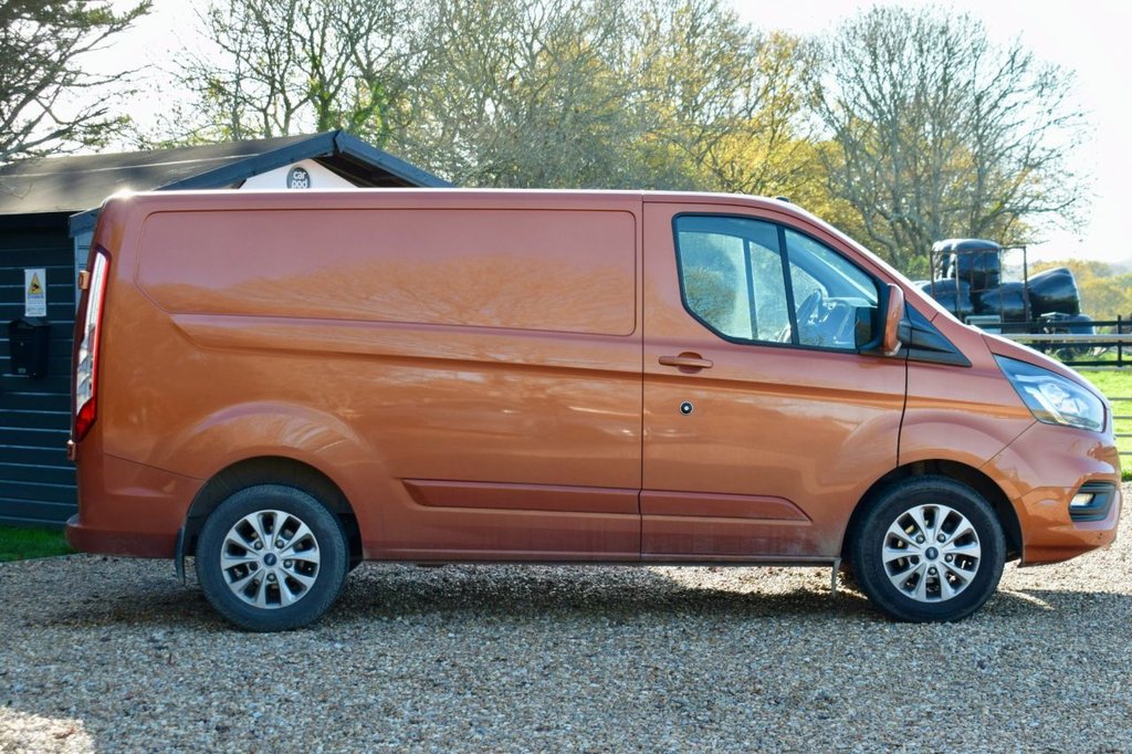 Used Ford Transit Custom 2018 for sale - 76610328: Photo 17