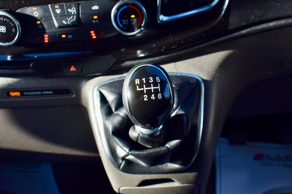 Used Ford Transit Custom 2018 for sale - 76610328: Photo 27