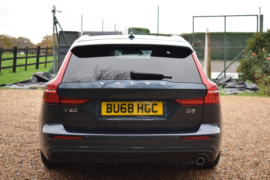 Used Volvo V60 2018 for sale - 76570423: Photo 10