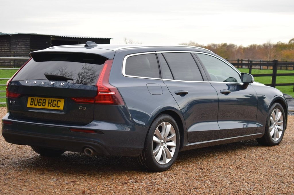 Used Volvo V60 2018 for sale - 76570423: Photo 14