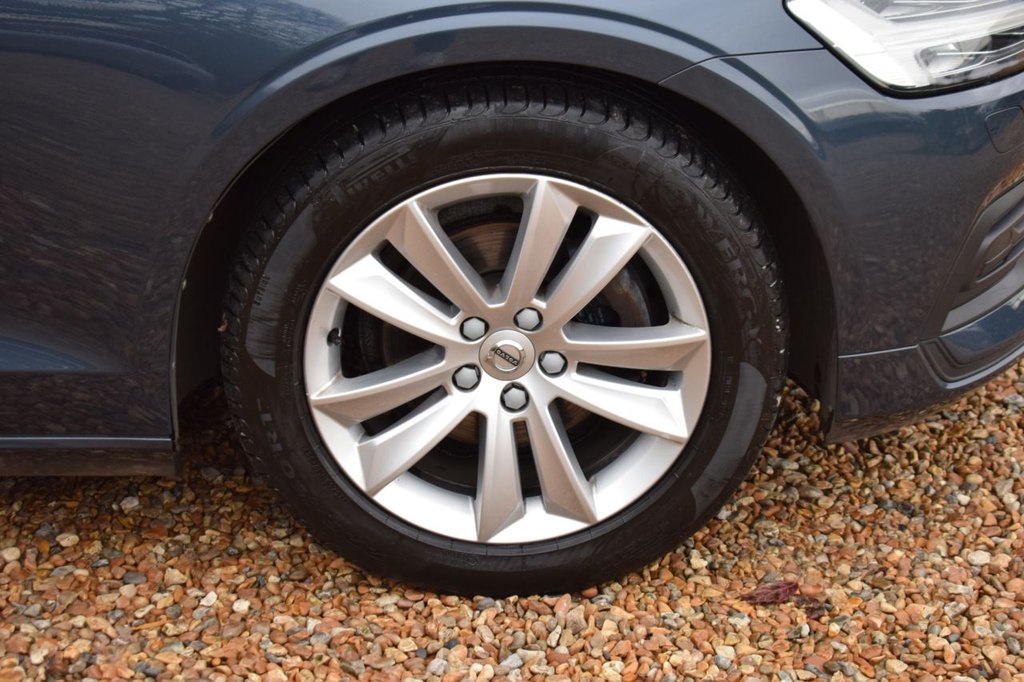 Used Volvo V60 2018 for sale - 76570423: Photo 19