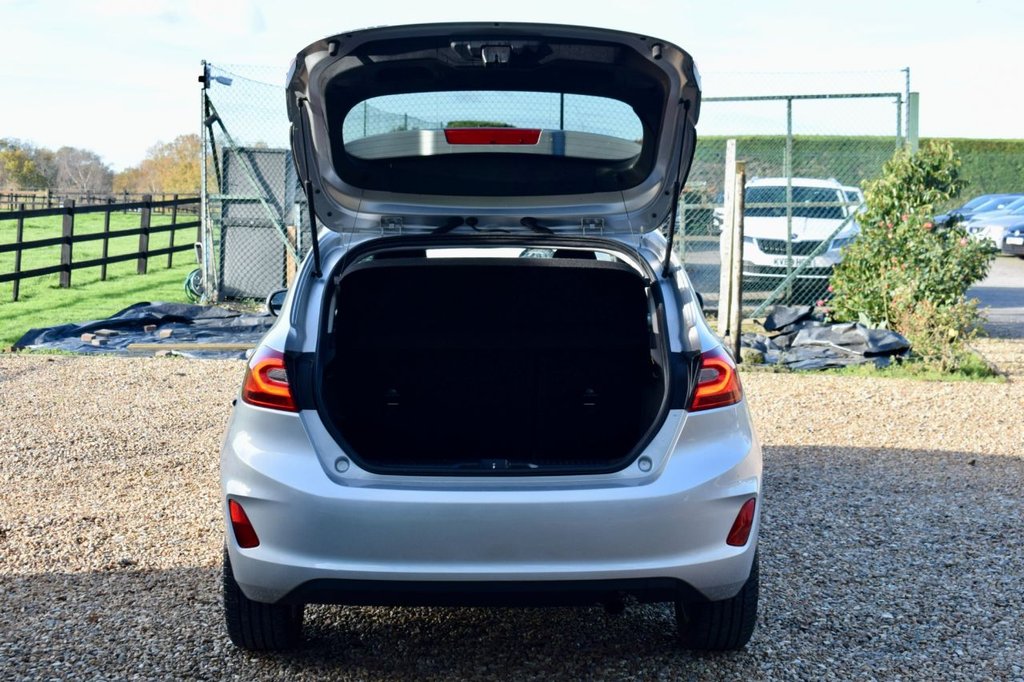 Used Ford Fiesta 2019 for sale - 76642673: Photo 11