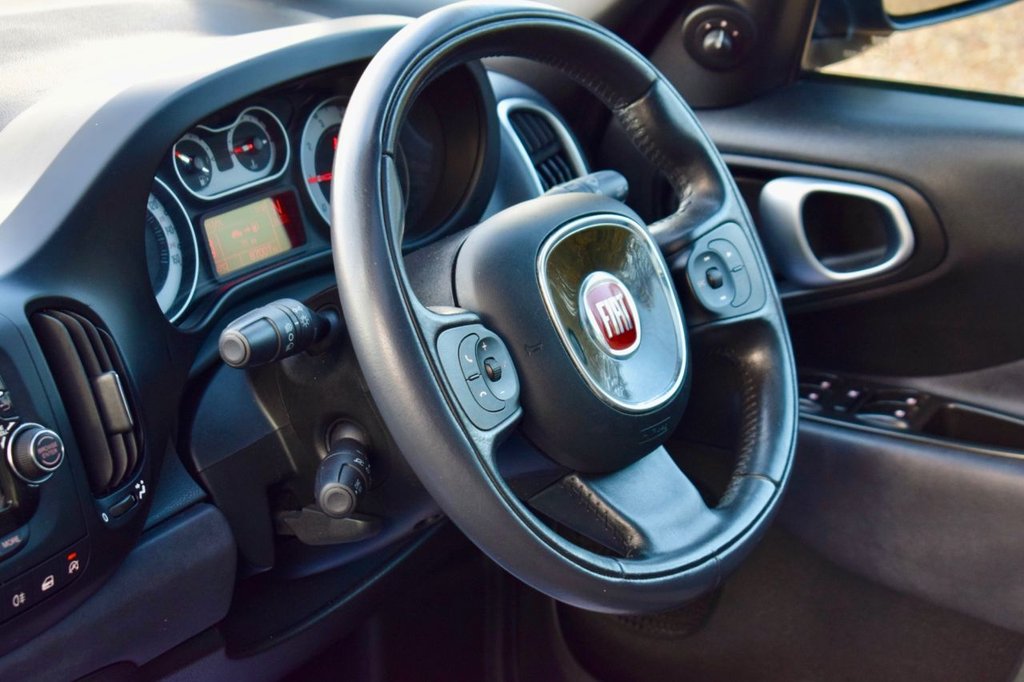 Used Fiat 500L 2014 for sale - 76797877: Photo 41