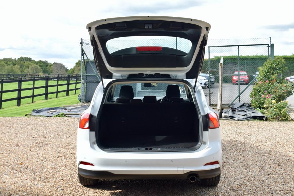 Used Ford Focus 2018 for sale - 76202155: Photo 11