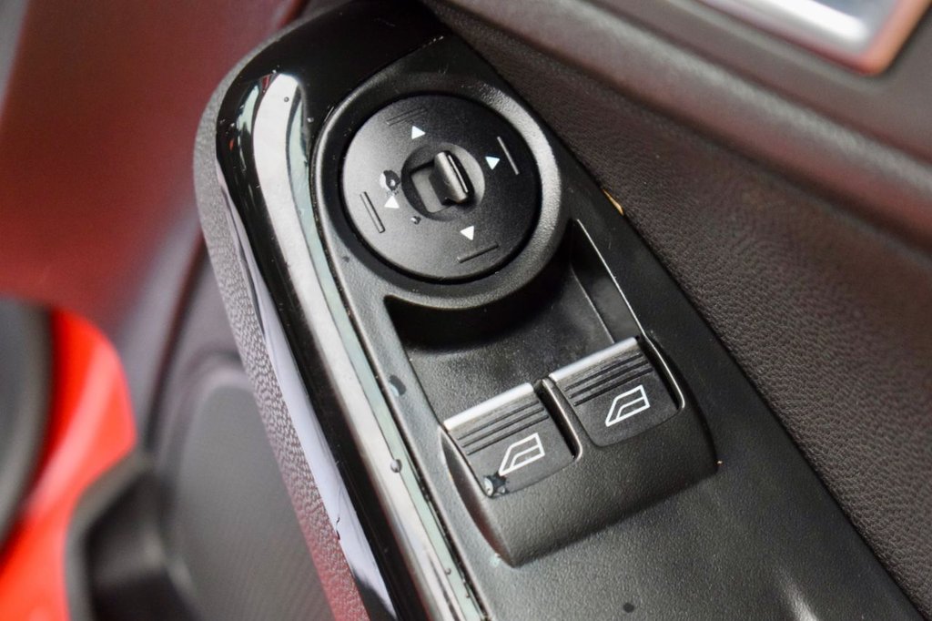 Used Ford Fiesta 2015 for sale - 77139751: Photo 21