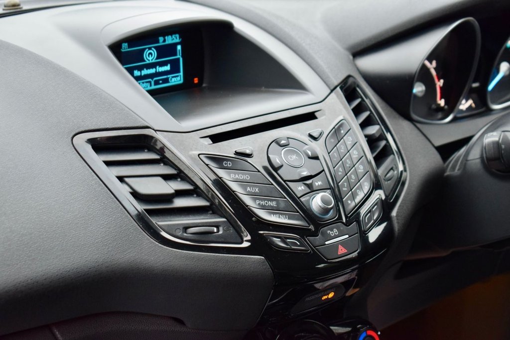 Used Ford Fiesta 2015 for sale - 77139751: Photo 32