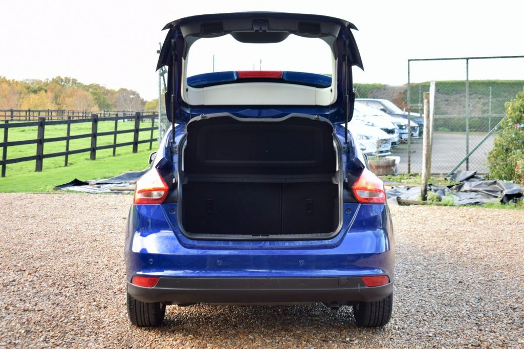 Used Ford Focus 2015 for sale - 76474626: Photo 11