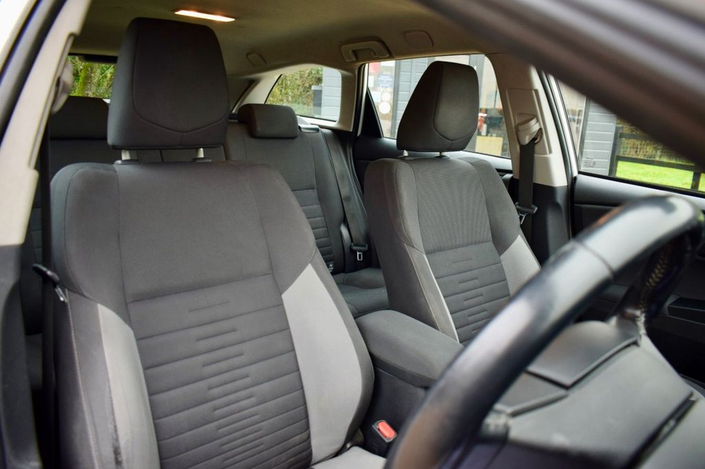 Used Toyota Auris 2018 for sale - 77200224: Photo 29