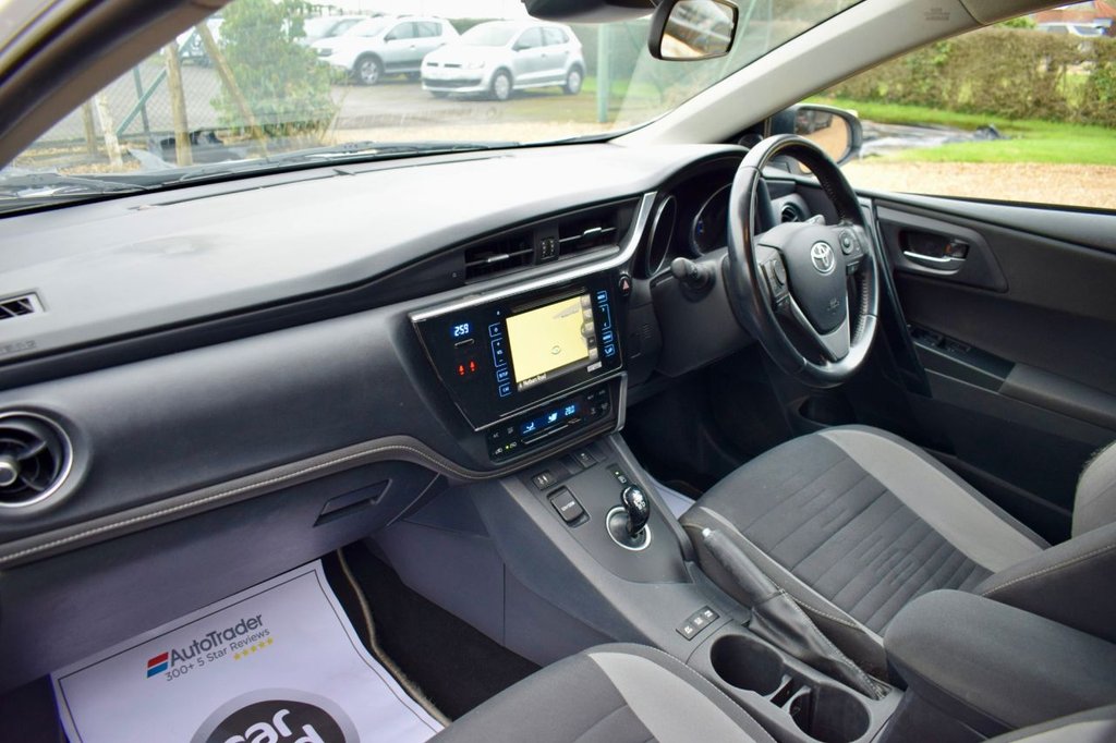 Used Toyota Auris 2018 for sale - 77200224: Photo 36