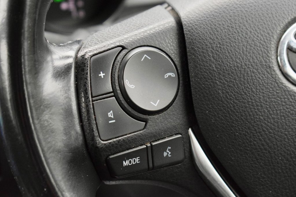 Used Toyota Auris 2018 for sale - 77200224: Photo 48