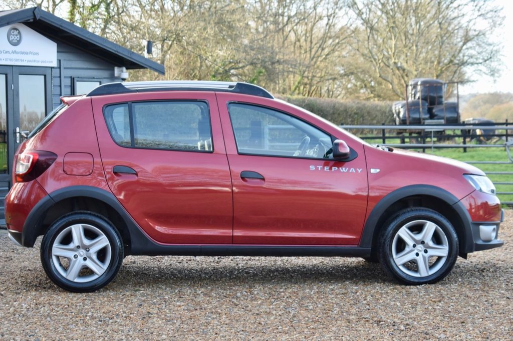 Used Dacia Sandero Stepway 2016 for sale - 77072530: Photo 15