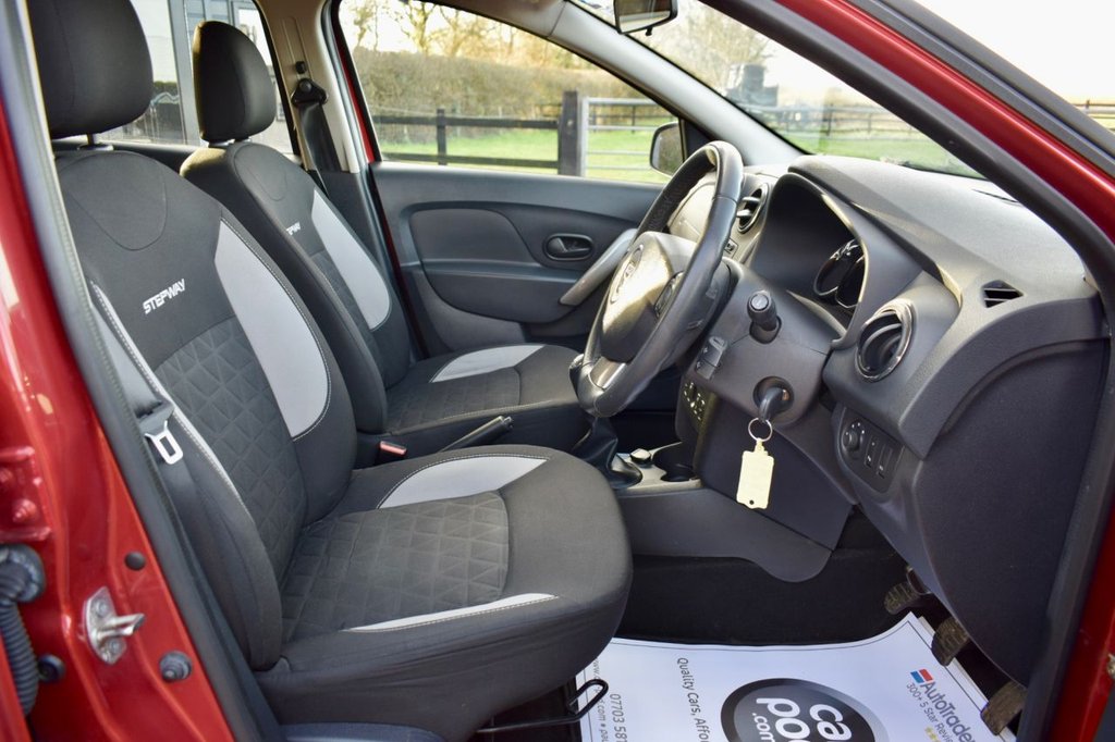 Used Dacia Sandero Stepway 2016 for sale - 77072530: Photo 26