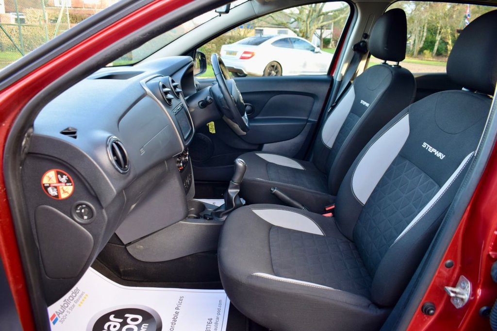 Used Dacia Sandero Stepway 2016 for sale - 77072530: Photo 33