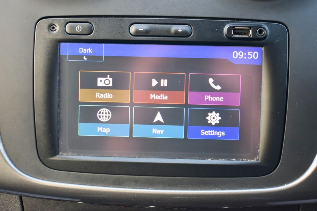 Used Dacia Sandero Stepway 2016 for sale - 77072530: Photo 40