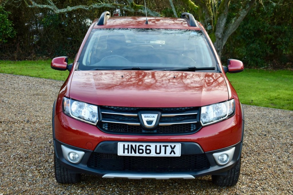 Used Dacia Sandero Stepway 2016 for sale - 77072530: Photo 5