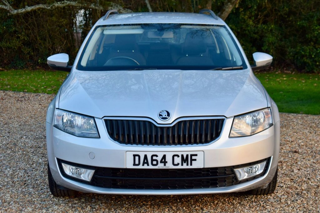 Used Skoda Octavia 2014 for sale - 76647693: Photo 2