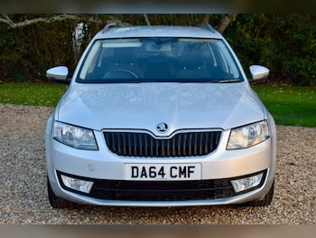 Used Skoda Octavia 2014 for sale - 76647693: Photo