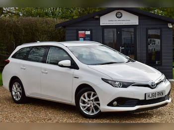 2019 (68) - 1.8 Hybrid Icon Tech TSS 5dr CVT