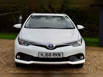 Used Toyota Auris 2019 for sale - 77539677: Photo