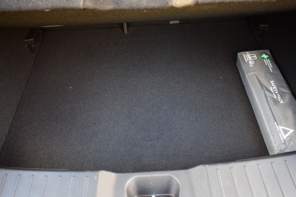 Used Nissan Juke 2023 for sale - 77014400: Photo 14