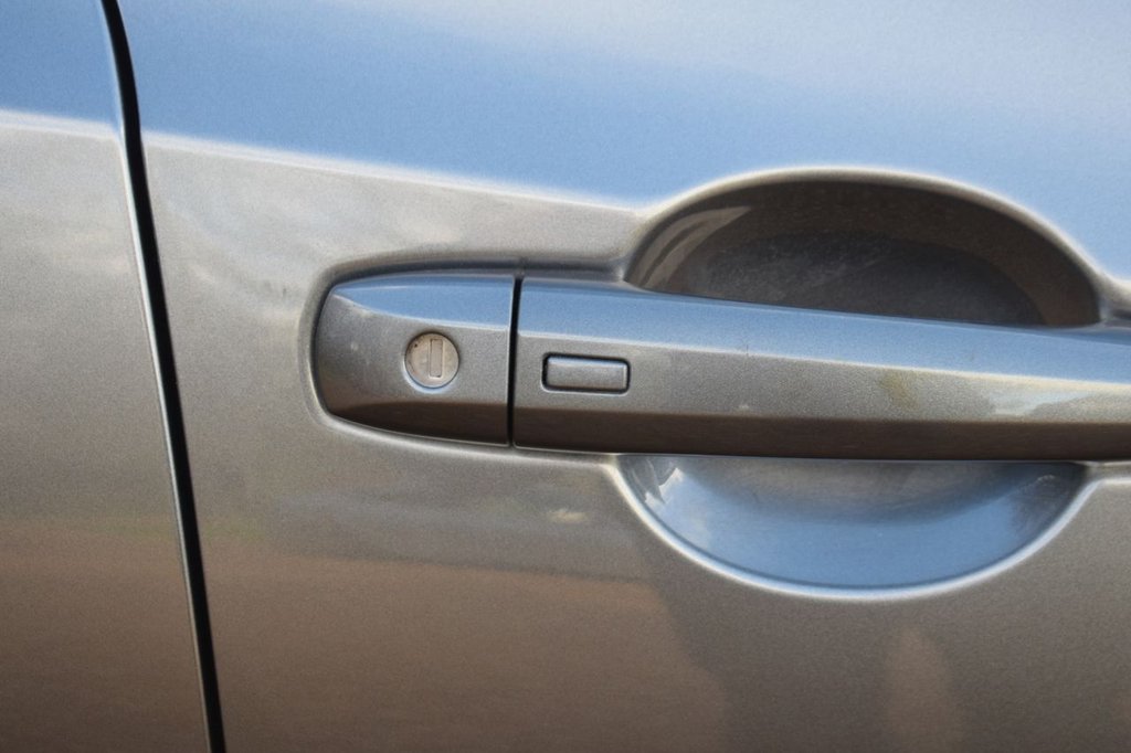 Used Nissan Juke 2023 for sale - 77014400: Photo 26