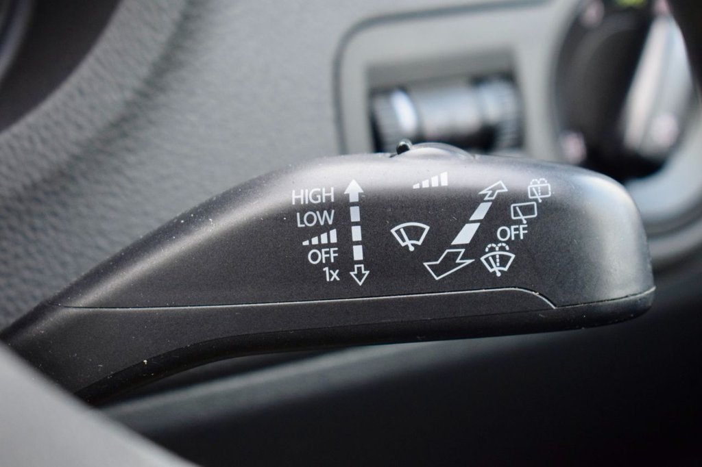 Used Volkswagen Polo 2013 for sale - 77177920: Photo 40