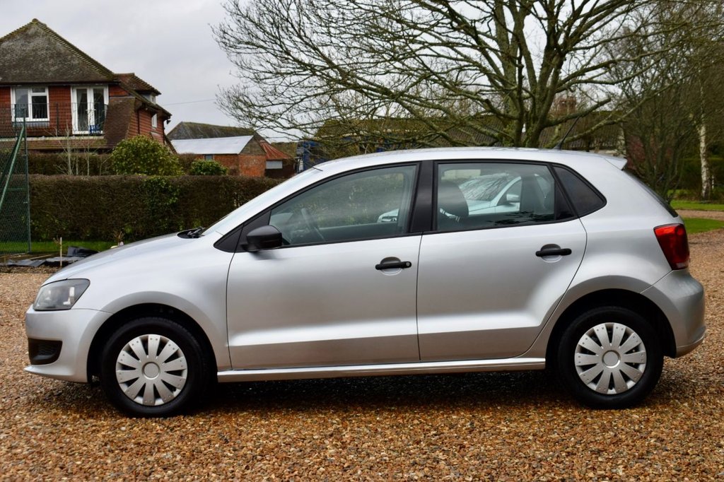 Used Volkswagen Polo 2013 for sale - 77177920: Photo 7