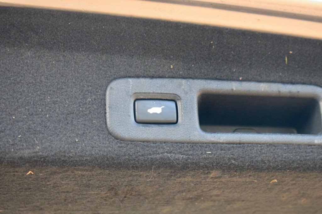 Used Honda Accord 2004 for sale - 76574821: Photo 16