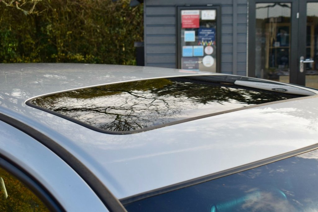 Used Honda Accord 2004 for sale - 76574821: Photo 22