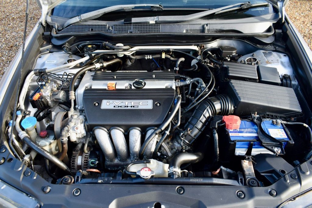 Used Honda Accord 2004 for sale - 76574821: Photo 27