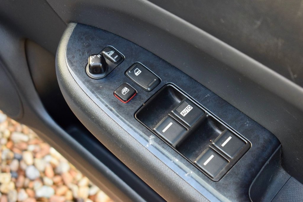 Used Honda Accord 2004 for sale - 76574821: Photo 29