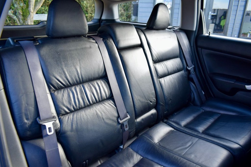 Used Honda Accord 2004 for sale - 76574821: Photo 41