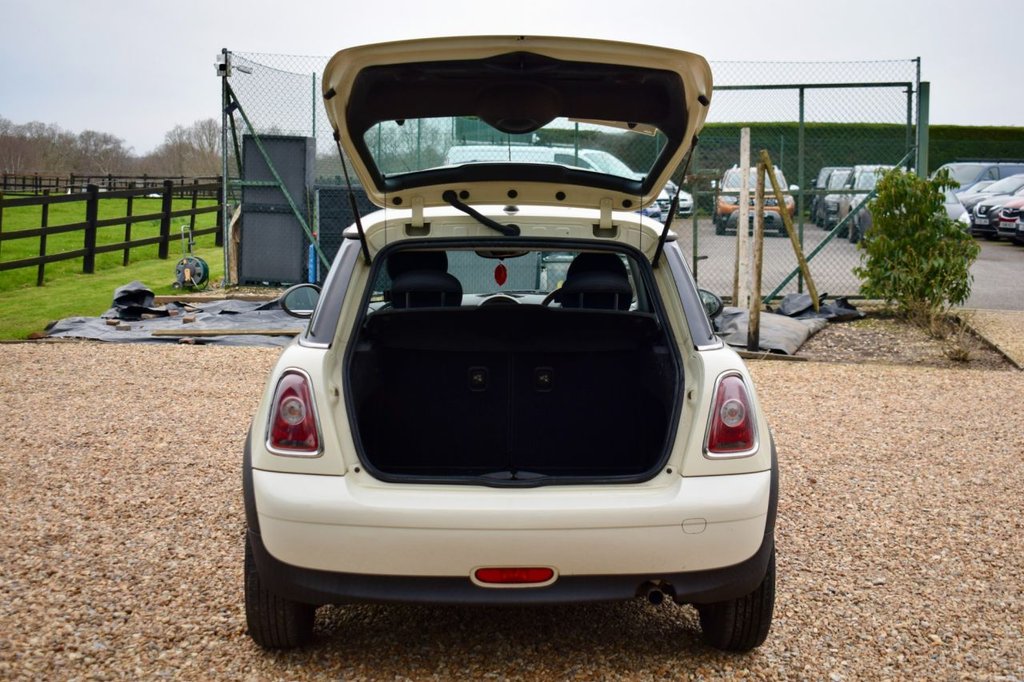 Used MINI Hatch 2010 for sale - 77588305: Photo 10