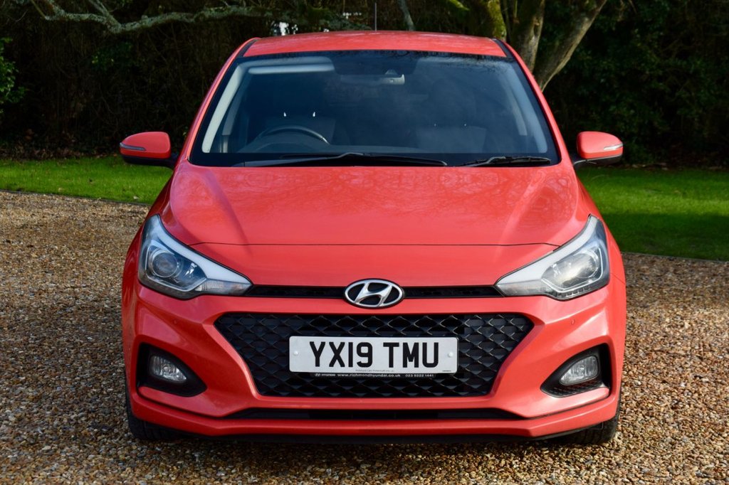 Used Hyundai i20 2019 for sale - 77269078: Photo 2